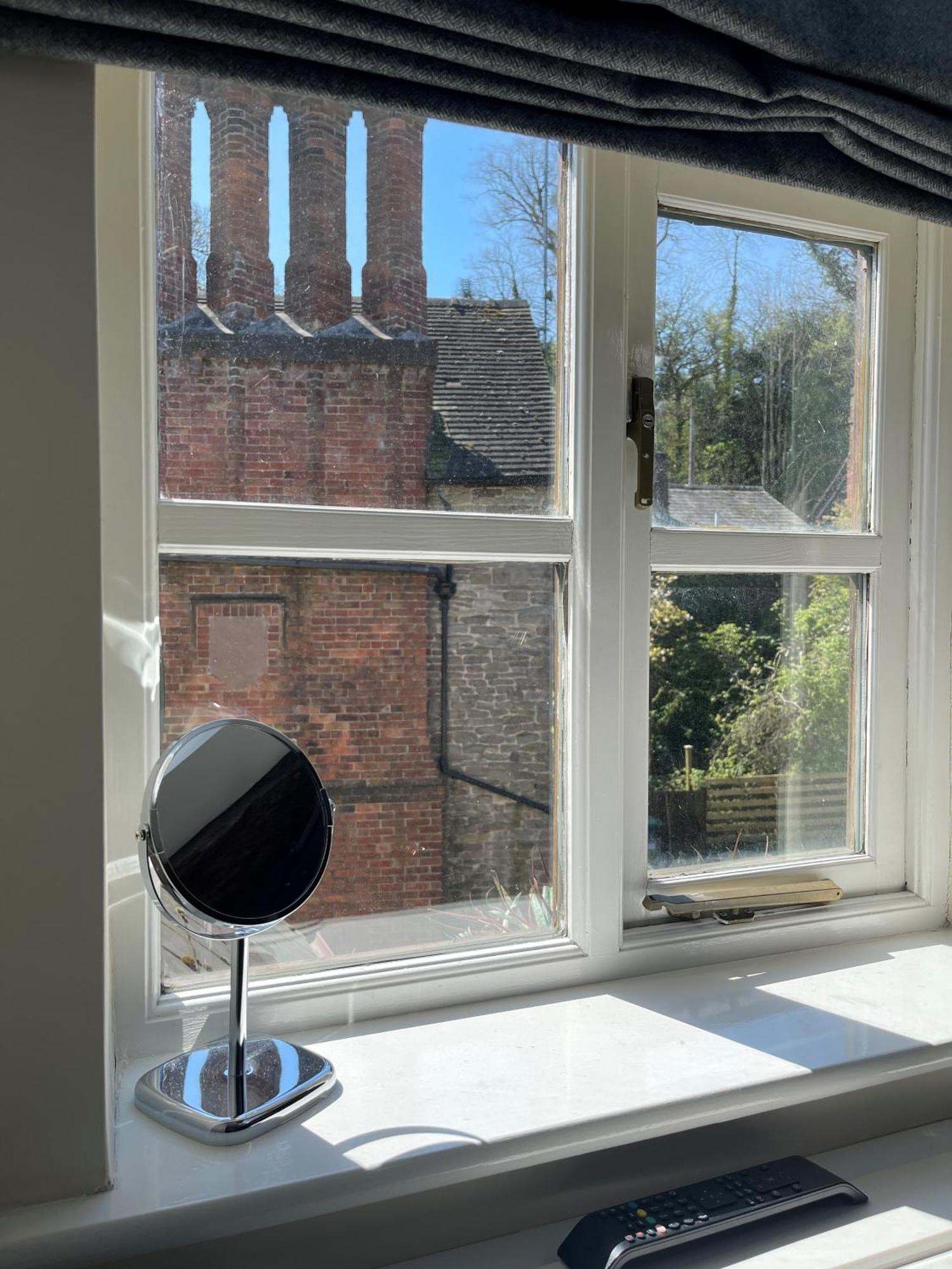 The Charlton Arms Bed & Breakfast Ludlow Eksteriør bilde